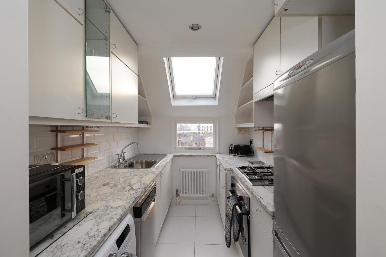 2 Bedroom Chic Apartment With Private Balcony In Notting Hill 伦敦 外观 照片
