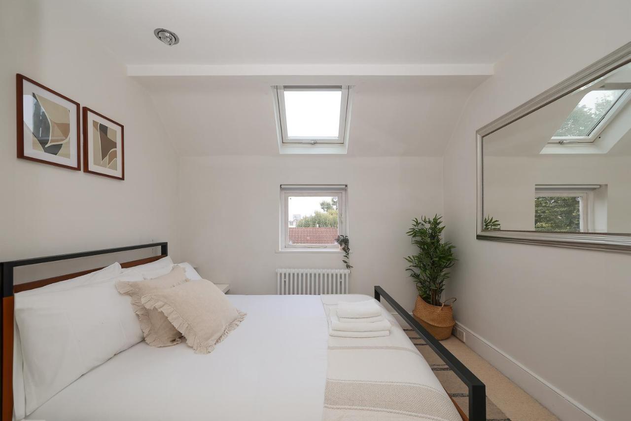 2 Bedroom Chic Apartment With Private Balcony In Notting Hill 伦敦 外观 照片